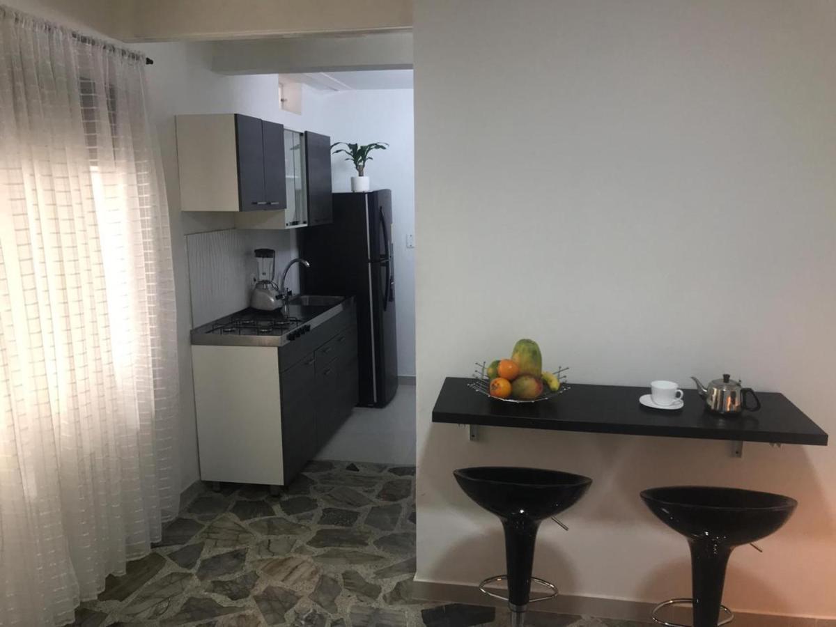 Vip Apartasuites Rosales 메딜린 외부 사진