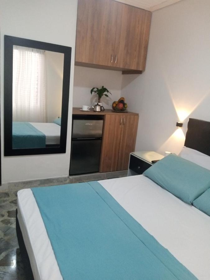 Vip Apartasuites Rosales 메딜린 외부 사진