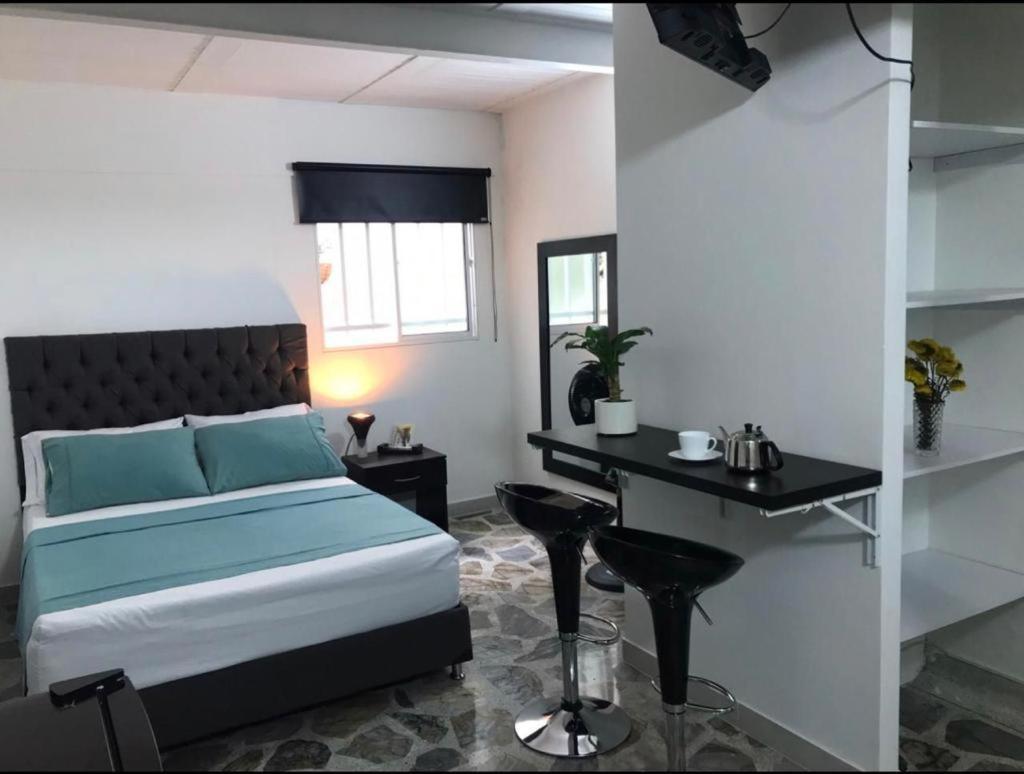 Vip Apartasuites Rosales 메딜린 외부 사진