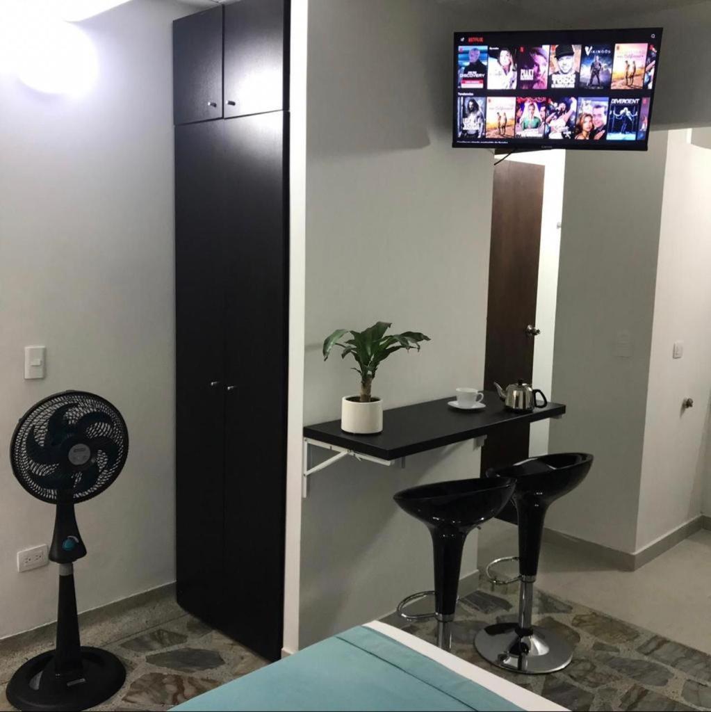Vip Apartasuites Rosales 메딜린 외부 사진